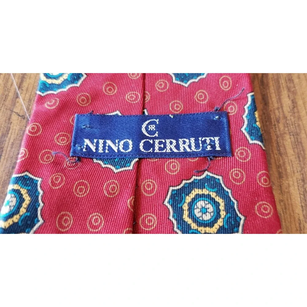Nino Cerruti Red Abstract Geometric Diamond Pattern Necktie Tie